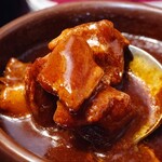 キッチン あずま - 牛タンをすくいあげてみた