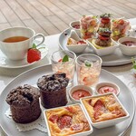 Captain's Grill and Bar - 