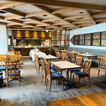 Captain's Grill and Bar - 