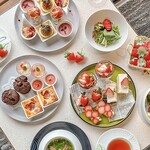 Captain's Grill and Bar - 