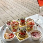 Captain's Grill and Bar - 