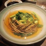 おでん まる米 - 料理写真:根付き 三関セリ