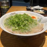 博多ラーメン でぶちゃん - 