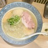麺匠 ようすけ - 「はまぐり鶏白湯そば」(1000円)+「味玉」(150円)