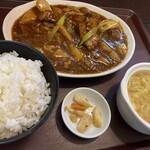 中国大明火鍋城 - 紅焼牛肉定食 1250円 ちょっと辛くしてもらった