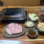 焼肉 初栄 - 