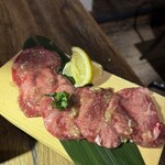 大衆ホルモン肉力屋 - 