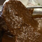 トマト - タンがはみ出す