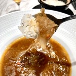 ON the TABLE CHINESE - 