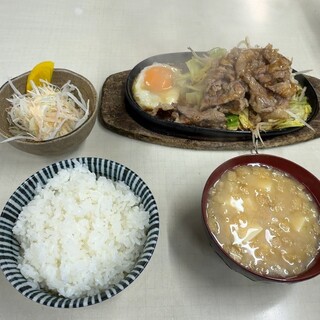 ドライブイン仔馬_0