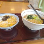 山田うどん - 料理写真: