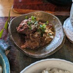 生姜料理 しょうが - これも標準装備の「とんきこ」。豚バラ肉がホロホロに煮込まれています。