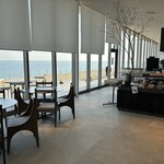 Mariage de Farine - 店内KARAは、海が見えるロケ〜ションなりね(^^)v