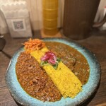 スパイシーカリーハウス半月 - 料理写真: