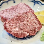 焼肉　縁 - 料理写真:極み厚切りタン２枚