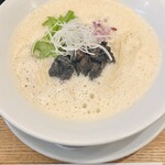 DURA麺TE - 鶏白湯(白)950円(2026年2月9日現在)