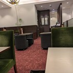 喫茶室ルノアール 新宿靖国通り店 - 