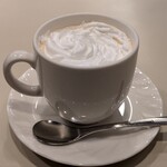 喫茶室ルノアール 新宿靖国通り店 - 