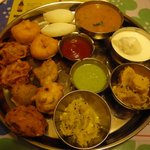 Sakkaru - ミニオフ会での南インド料理の数々