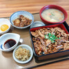 やよい軒 - 地鶏まぶし定食（肉2倍）、牛肉すき焼き小鉢