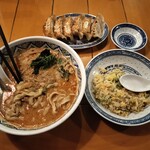 中国ラーメン揚州商人 町田店 - 