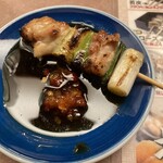 秋吉 - タレににんにくなんばを入れて