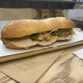 バインミーシンチャオ_1