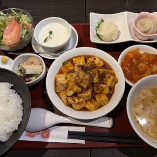 口コミ一覧 : 中華ダイニング 龍の壺 （中華DINING 龍の壺） - 南福島