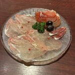 和牛をクラフトビールでたしなむ ミートマフィア - 