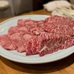 炭火焼肉ホルモンさわいし - 