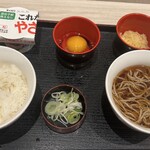 いろり庵きらく そば - 料理写真:500円でこのラインナップ
