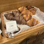 SAKImoto Bakery ベーカリーカフェ 大阪初號本店 - 