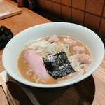 麺 ふじさき - わんたん(4ヶ)中華そば：1800円