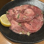 ホルモン焼肉 富や - 