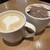 スターバックスコーヒー - ドリンク写真:左　アーモンドミルクラテ　右　カカオムースラテ
