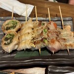 野菜巻き串×焼き鳥ともつ鍋 笑門 田町店 - 