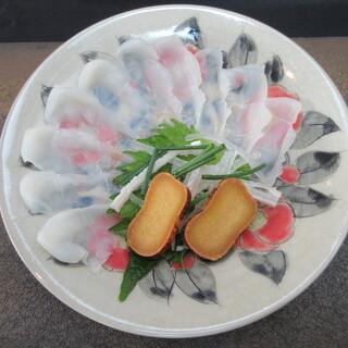 日本料理 TOBIUME