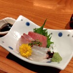 炭焼 うな富士 - お造り三種盛り合わせ