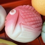 久栄堂菓子舗 - 『ねりきり(鯛)』