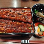 川魚 根本 - うな重特上5670円+中盛り130円、肝吸い180円