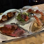 スカンディヤ - メイン料理