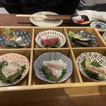 鶏と魚と炭火焼き 燈 - 