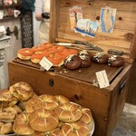 HAL'S BAGEL. - 選んでる時間も幸せ、。。