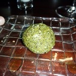 f - とんぶりを海老のすり身で繋いで・・。