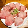 炭火ホルモン焼酒場 恵の家 - 