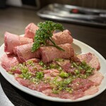 ヤキニク キナシ - 