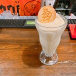 シェイクツリー バーガー＆バー - バナナシェイク