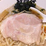 麺 鍾馗 - 大判のチャーシュー