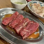 焼肉ホルモンしづる - 