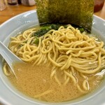 横浜家系ラーメン じゅん家 - 醤油ラーメン